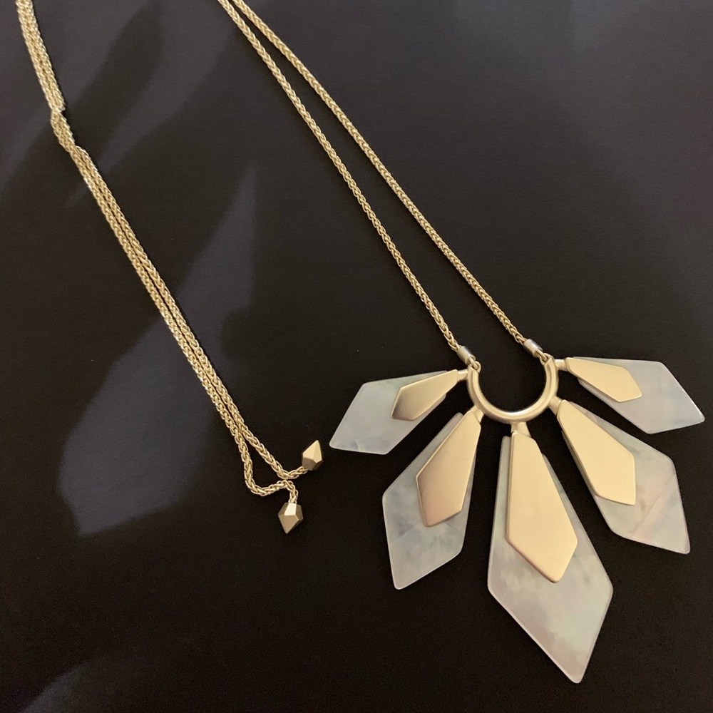 Kendra Scott Mari Necklace